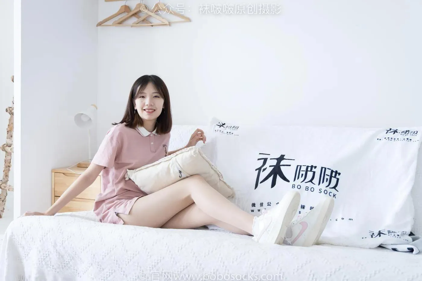 [BoBoSocks袜啵啵]NO.163 小甜豆-空军一号板鞋、白棉袜、肉丝 [135P]插图4